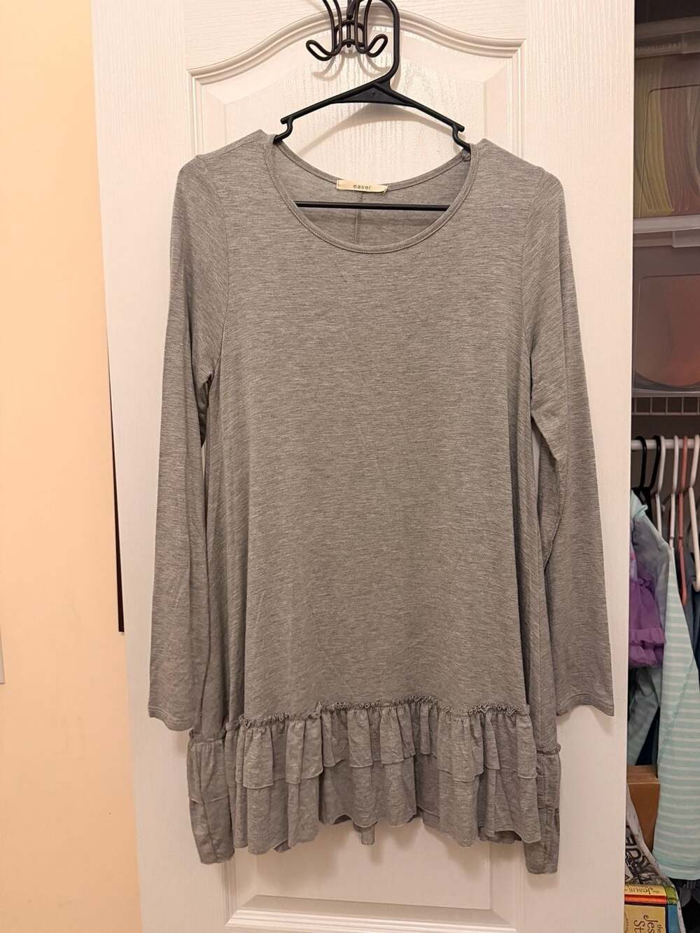 Easel Ruffle Hem Tunic Long Sleeve Top Gray